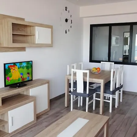 Neptuno Gandia Primera Linea - Alquiler Familias Apartment *
