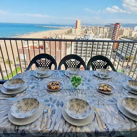 Neptuno Gandia Primera Linea - Alquiler Familias Apartment *