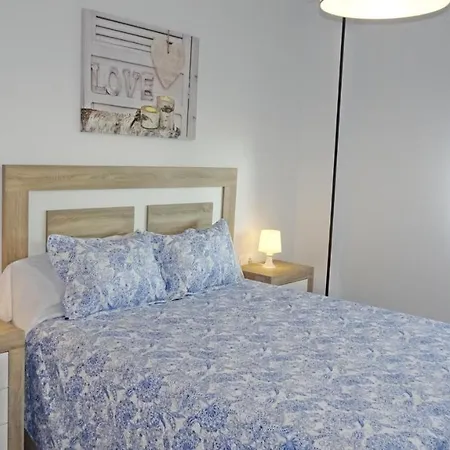 Apartment Neptuno Gandia Primera Linea - Alquiler Familias Playa de Gandia