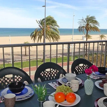 Neptuno Gandia Primera Linea - Alquiler Familias Apartment *